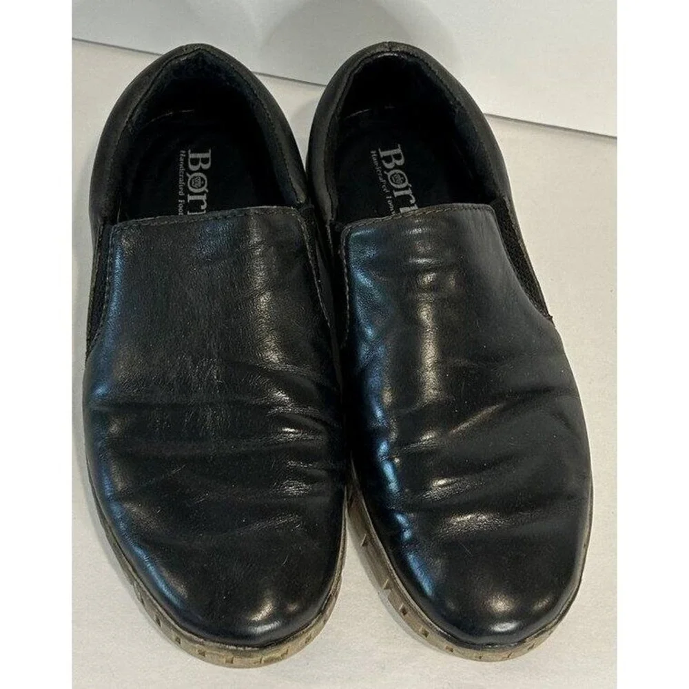 Born Mens Black Leather Slip On Shoes Loafers Tan Sole Size 9.5